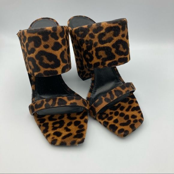 Saint Laurent OAK WOMENS PONY PRINT SANDAL SZ 37 US 7 - Picture 7 of 16